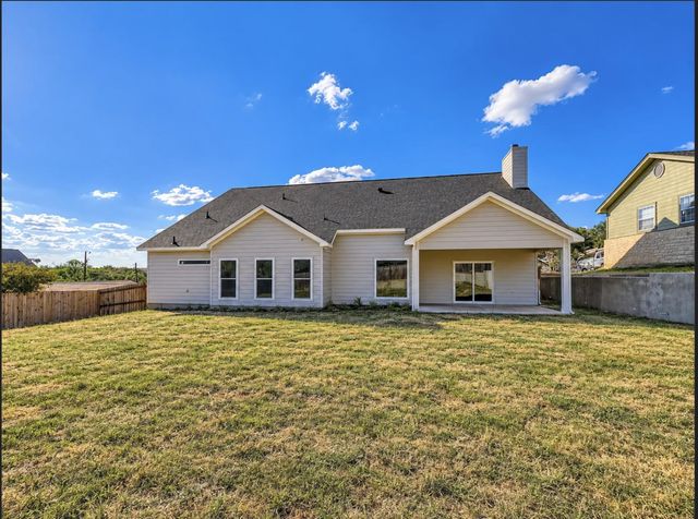 1403 Sunset DR, Marble Falls, TX 78654