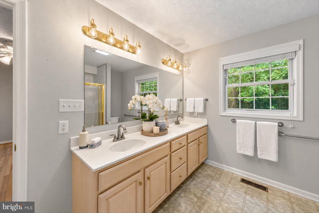 21 FAIRWAY DR, Rehoboth Beach, DE 19971