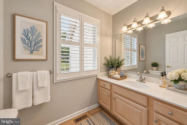21 FAIRWAY DR, Rehoboth Beach, DE 19971