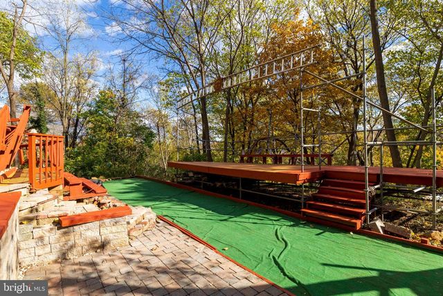 223 REBEL HILL RD, Conshohocken, PA 19428