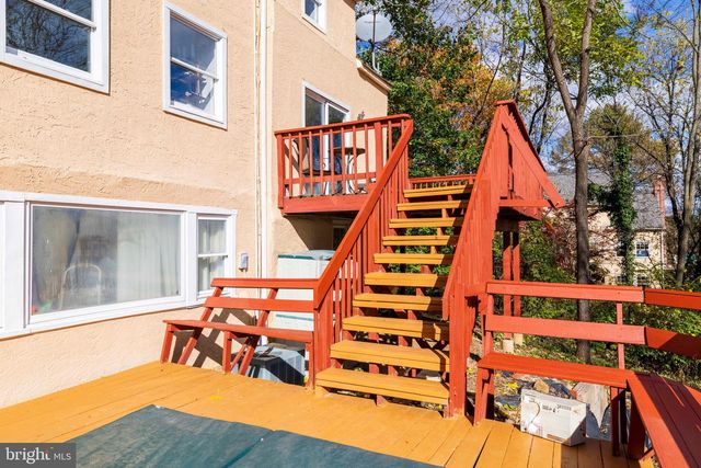 223 REBEL HILL RD, Conshohocken, PA 19428