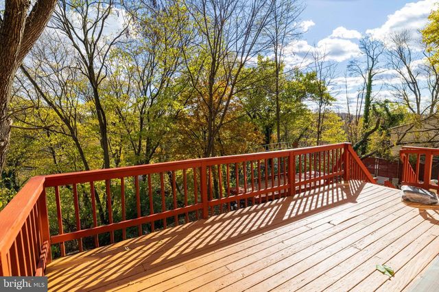 223 REBEL HILL RD, Conshohocken, PA 19428