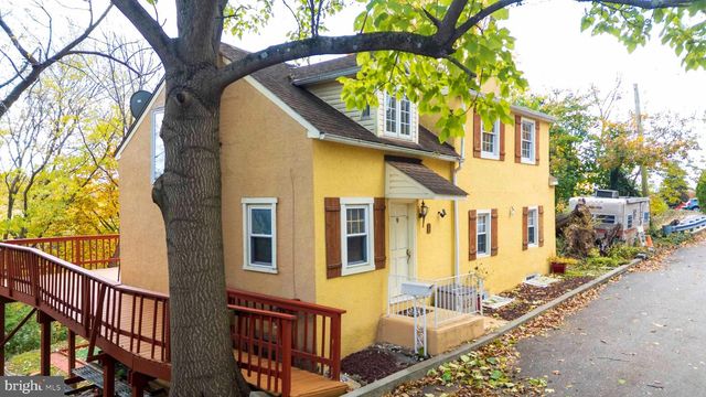 223 REBEL HILL RD, Conshohocken, PA 19428