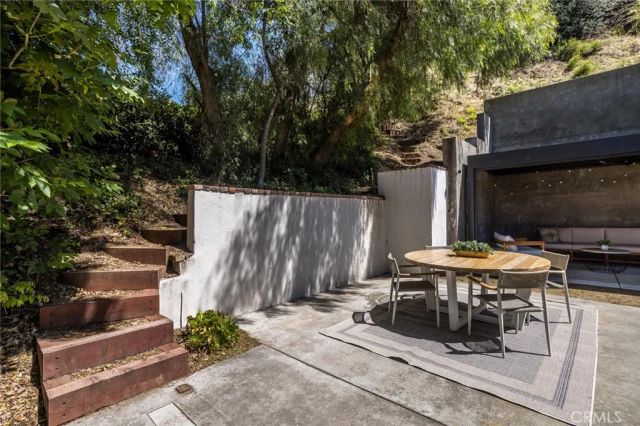 10210 La Canada, Shadow Hills, CA 91040