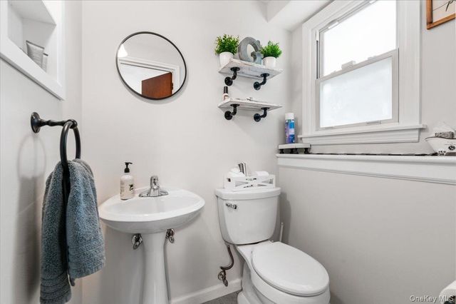 1 Nita Street, East Northport, NY 11731