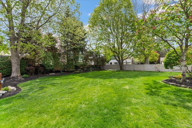 1 Nita Street, East Northport, NY 11731