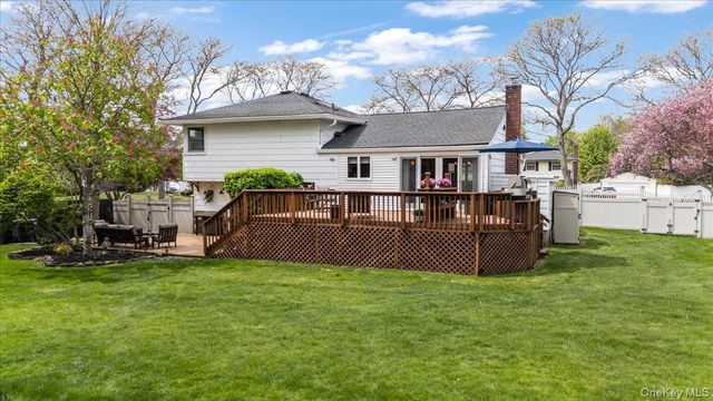 1 Nita Street, East Northport, NY 11731