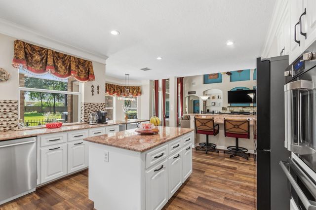 2407 Churchills Ferry, Richmond, TX 77406