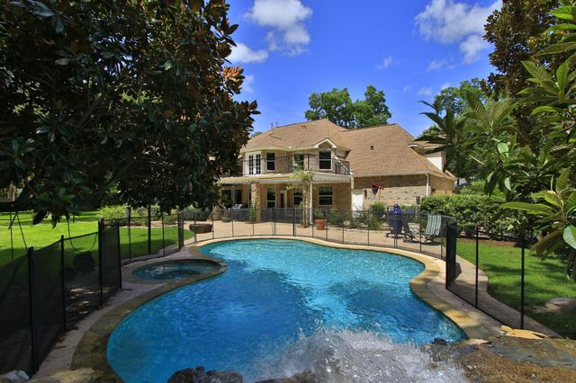 2407 Churchills Ferry, Richmond, TX 77406