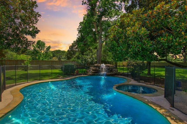 2407 Churchills Ferry, Richmond, TX 77406