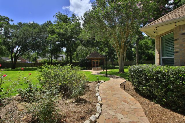 2407 Churchills Ferry, Richmond, TX 77406