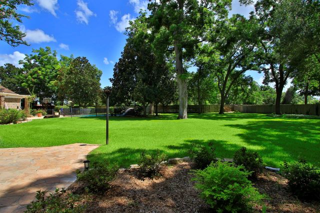 2407 Churchills Ferry, Richmond, TX 77406