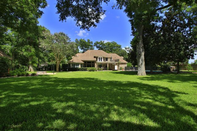 2407 Churchills Ferry, Richmond, TX 77406