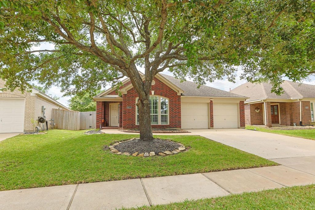 14211 Pinefrost Lane, Cypress, TX 77429