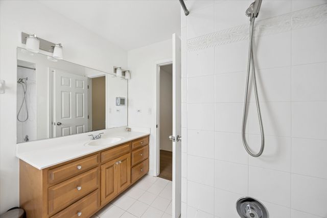 7553 Ridgewood Lane, Burr Ridge, IL 60527