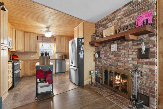 25620 Hillcrest Drive, Shell Knob, MO 65747