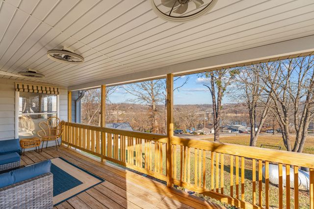 25620 Hillcrest Drive, Shell Knob, MO 65747