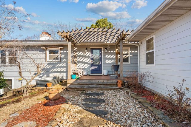 25620 Hillcrest Drive, Shell Knob, MO 65747