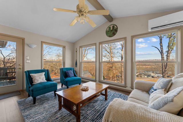 25620 Hillcrest Drive, Shell Knob, MO 65747