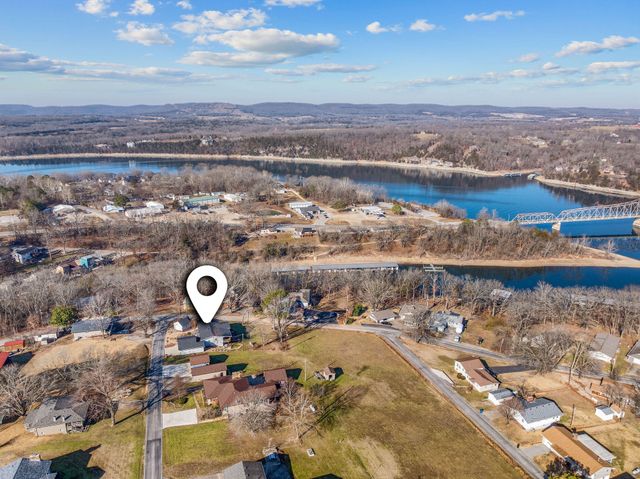 25620 Hillcrest Drive, Shell Knob, MO 65747