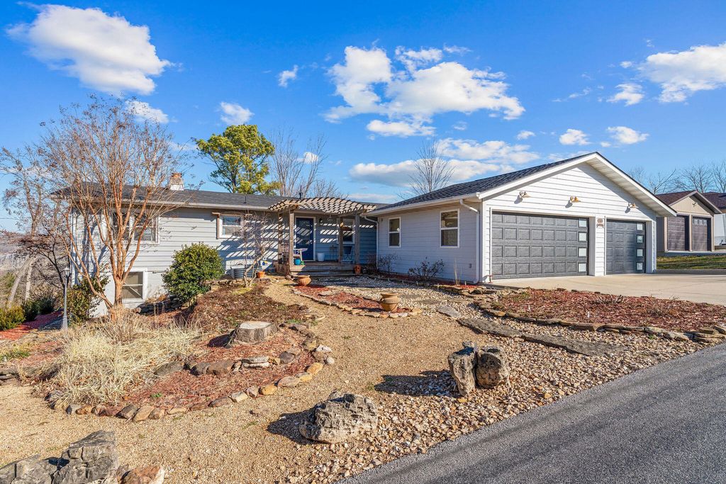 25620 Hillcrest Drive, Shell Knob, MO 65747