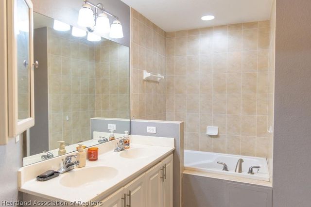 213 West Boulevard, Sebring, FL 33870