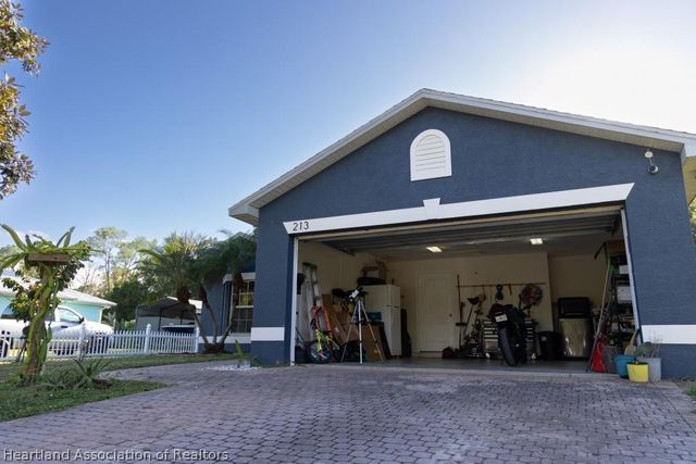 213 West Boulevard, Sebring, FL 33870