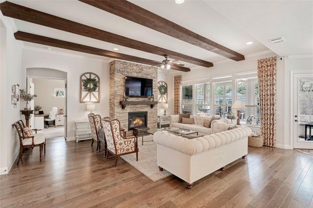 10113 Lavon BND, Austin, TX 78717
