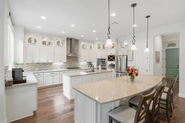10113 Lavon BND, Austin, TX 78717