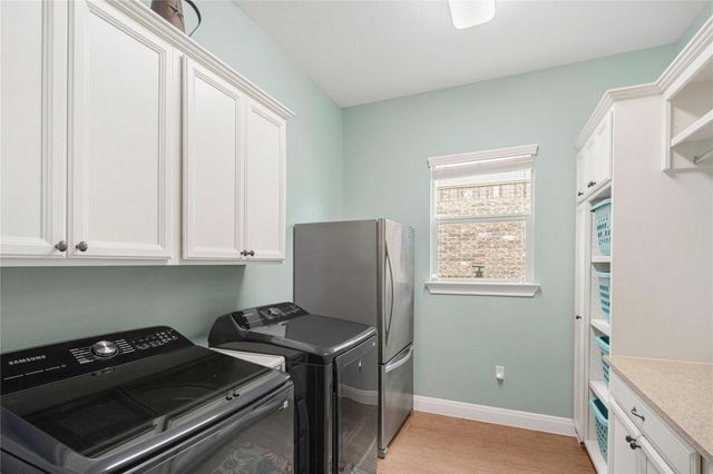 10113 Lavon BND, Austin, TX 78717
