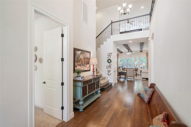 10113 Lavon BND, Austin, TX 78717