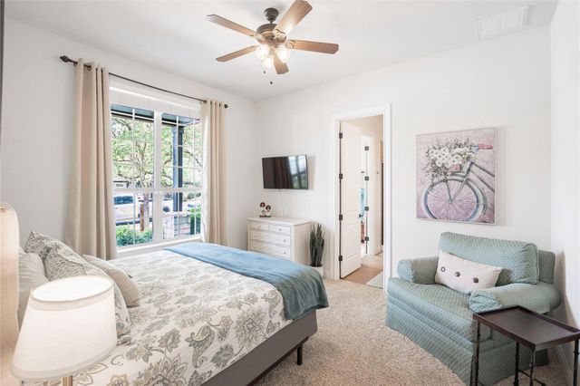 10113 Lavon BND, Austin, TX 78717