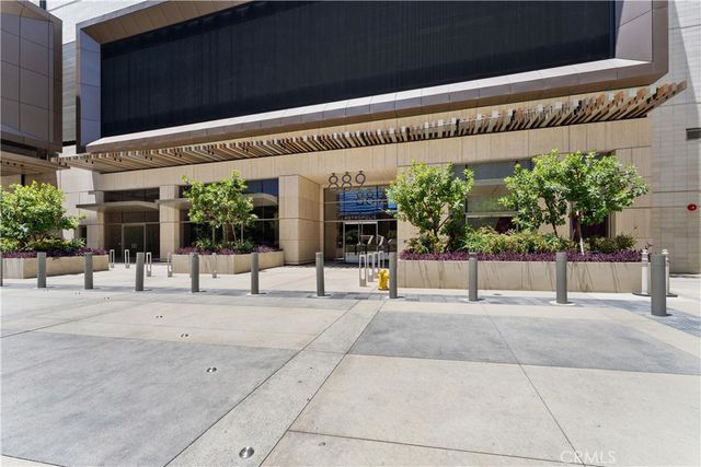 889 Francisco Street 3205, Los Angeles, CA 90017