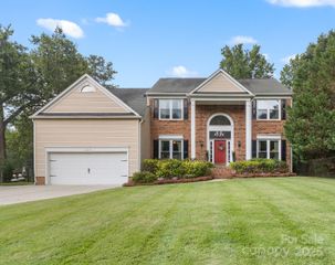 12214 Provincetowne Drive, Charlotte, NC 28277
