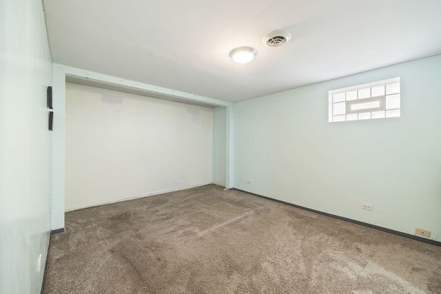 7004 W School Street, Chicago, IL 60634