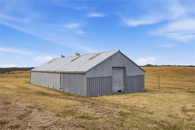 10625 Franklin Road, Richmond, MO 64085