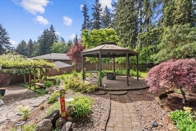 10706 219th Avenue Ct E, Buckley, WA 98321