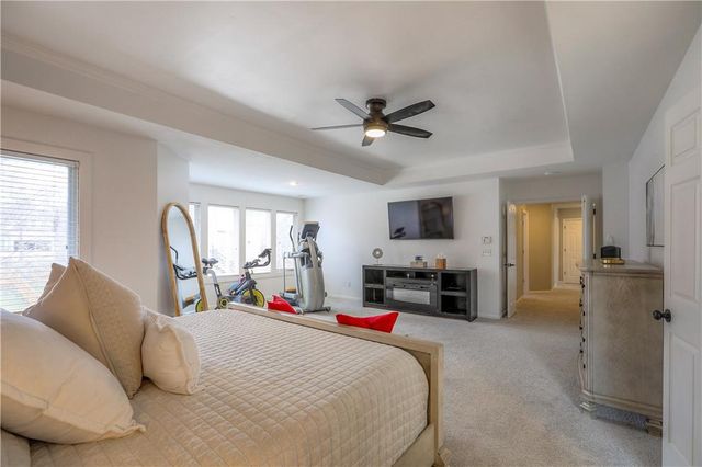 13113 Ballentine Street, Overland Park, KS 66213