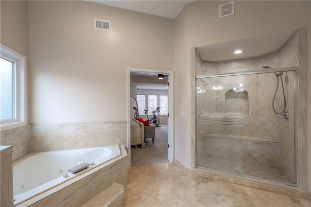 13113 Ballentine Street, Overland Park, KS 66213