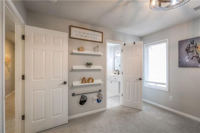 13113 Ballentine Street, Overland Park, KS 66213