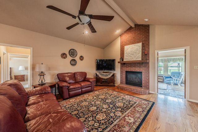 117 Wagon Wheel Circle, Leonard, TX 75452