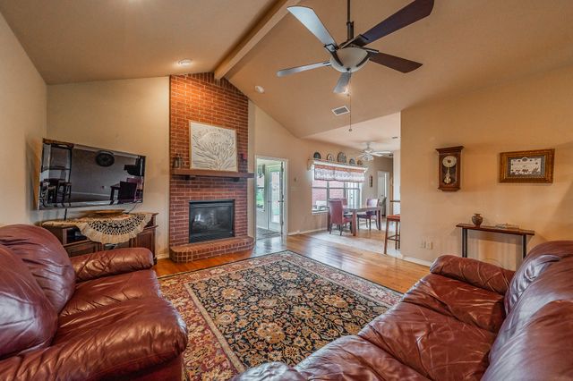 117 Wagon Wheel Circle, Leonard, TX 75452
