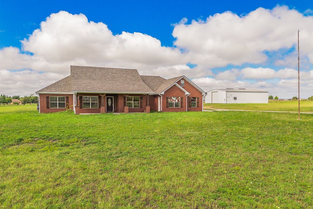 117 Wagon Wheel Circle, Leonard, TX 75452