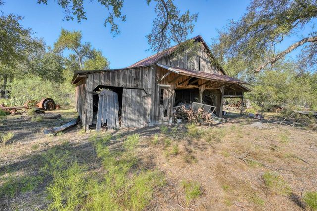 12222 N FM 487, Buckholts, TX 76518