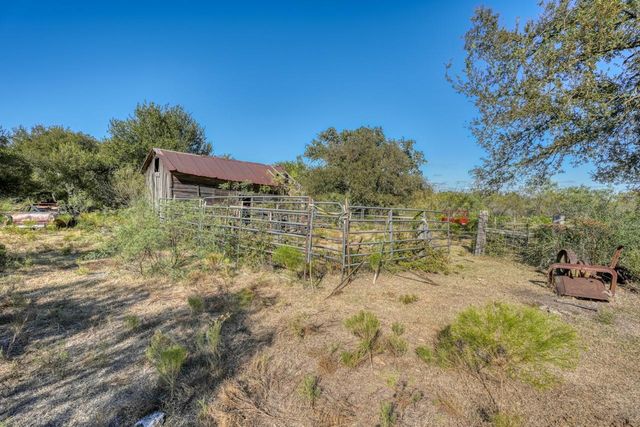 12222 N FM 487, Buckholts, TX 76518