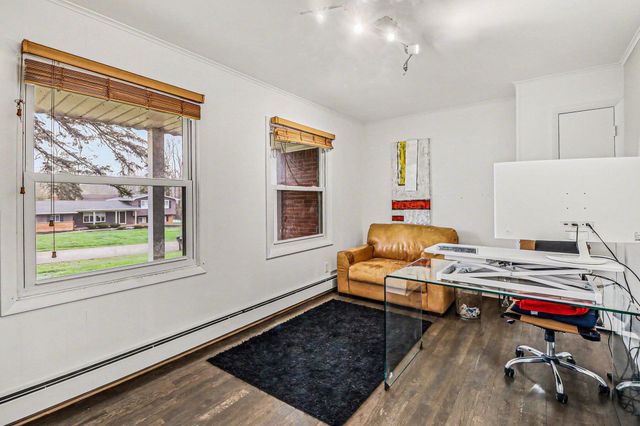 2028 E Hammond Lake Drive, Bloomfield Hills, MI 48302
