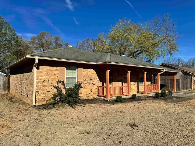 2093 WILD VIOLET DR, Memphis, TN 38133