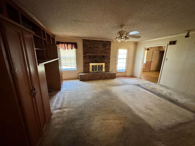 2093 WILD VIOLET DR, Memphis, TN 38133