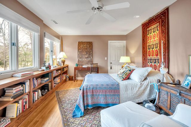 27425 Walker, Chapel Hill, NC 27517