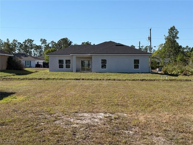 484 Westdale AVE, Lehigh Acres, FL 33972